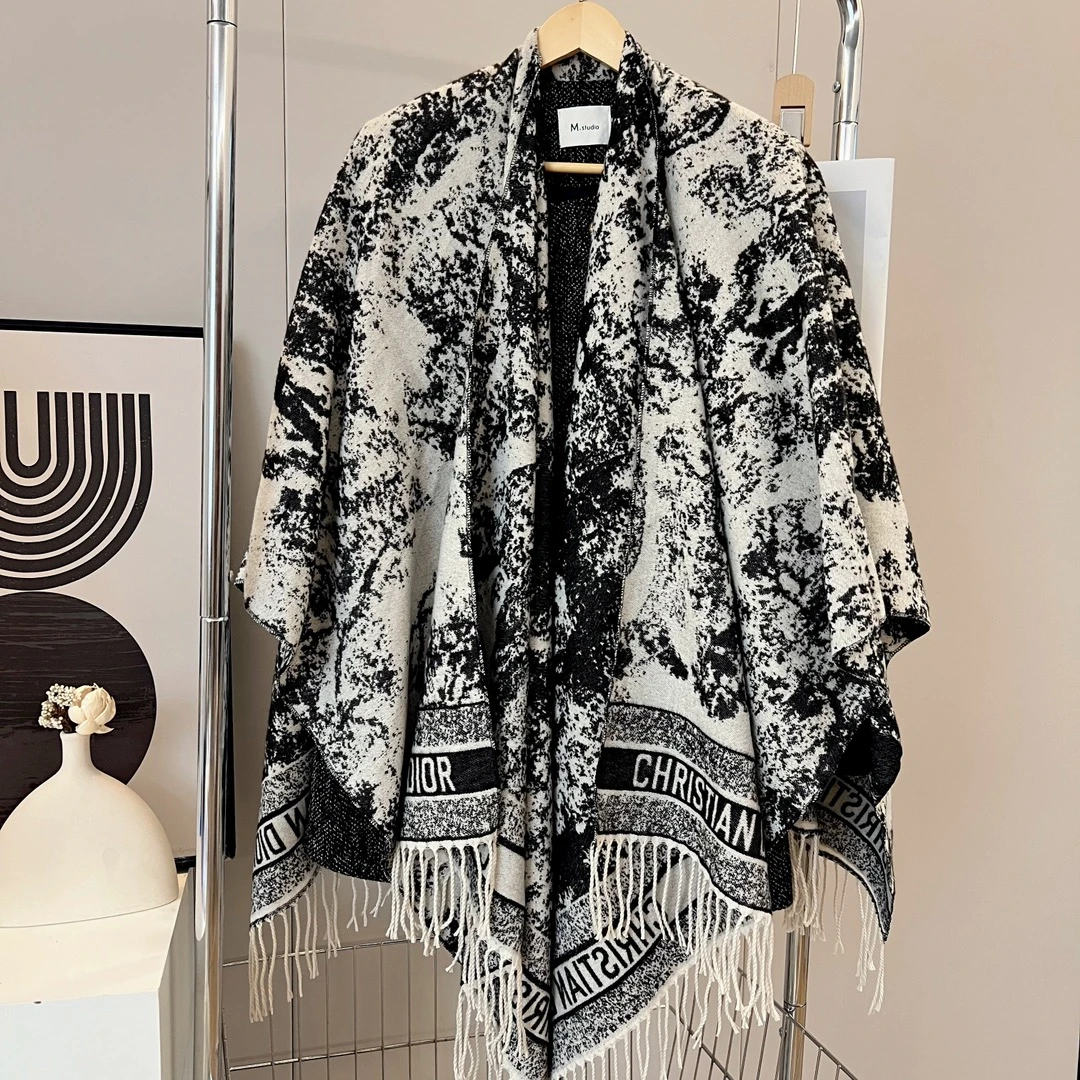 Dior Scarves — cd97a362