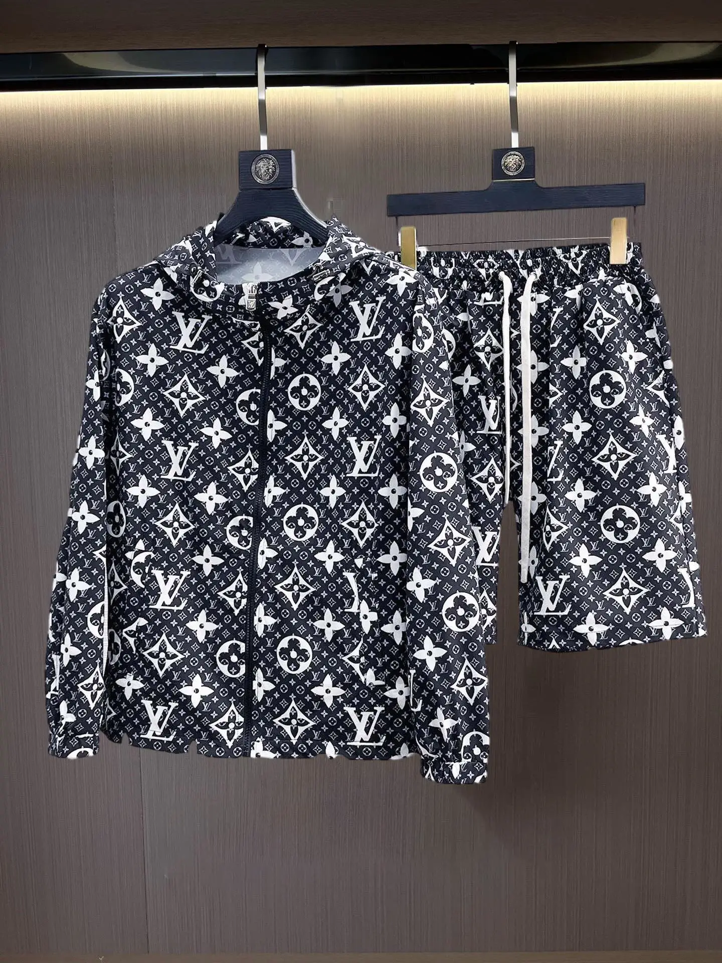 Louis Vuitton Matching Sets — ccb38c6a