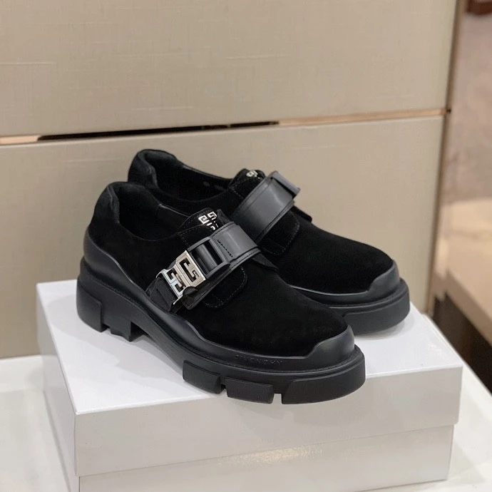 Givenchy Shoes — bf59422a