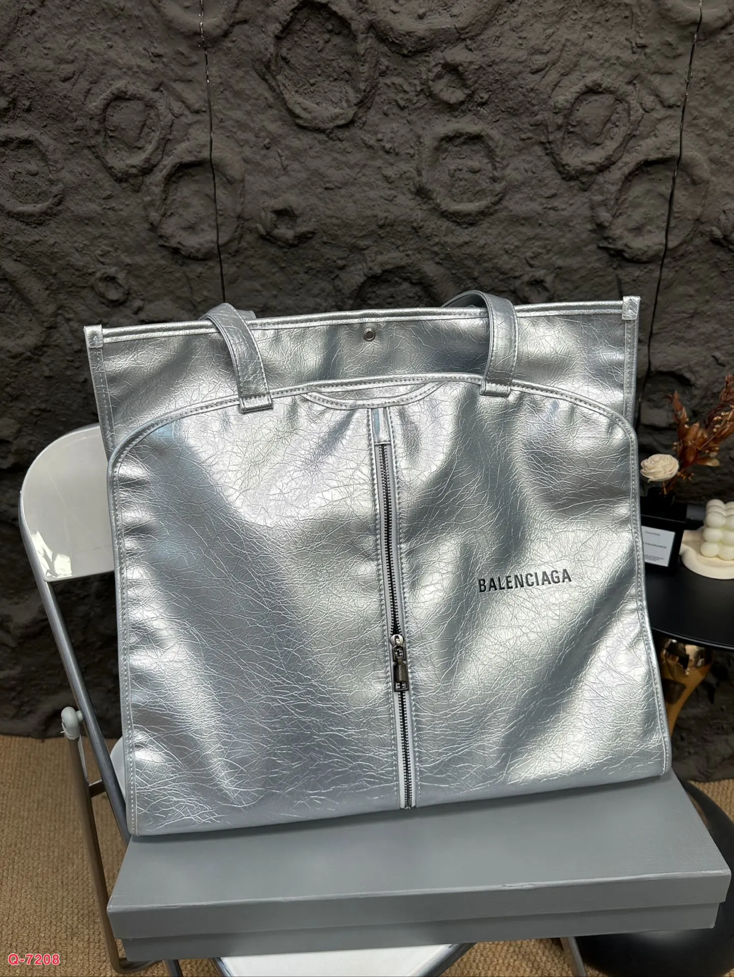 Balenciaga Bag — eb650258