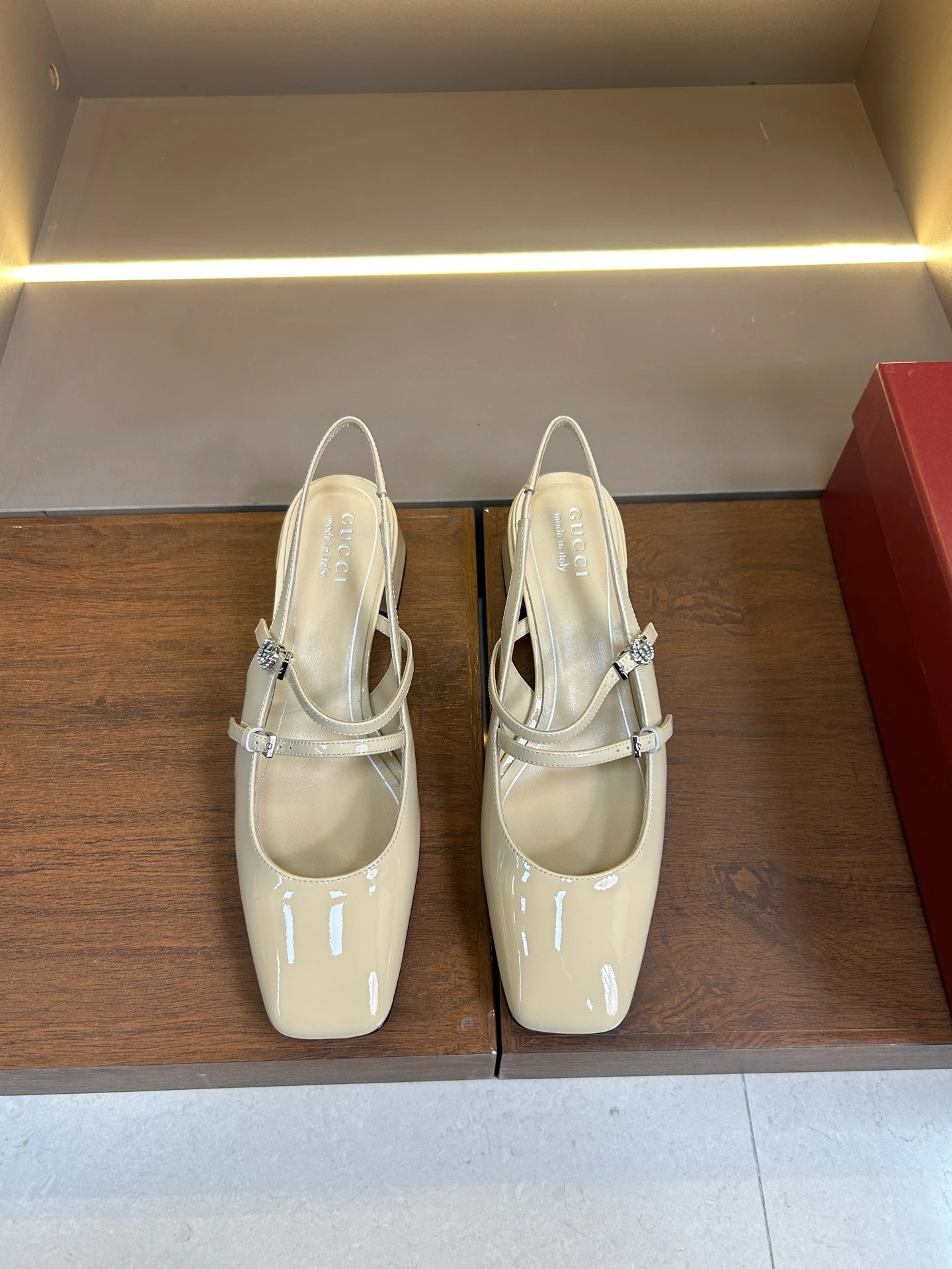 Gucci Shoes — 24434cef