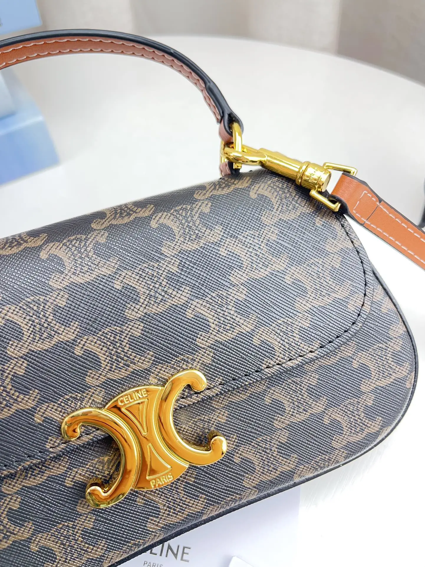 Celine Bag — 9131cbc6