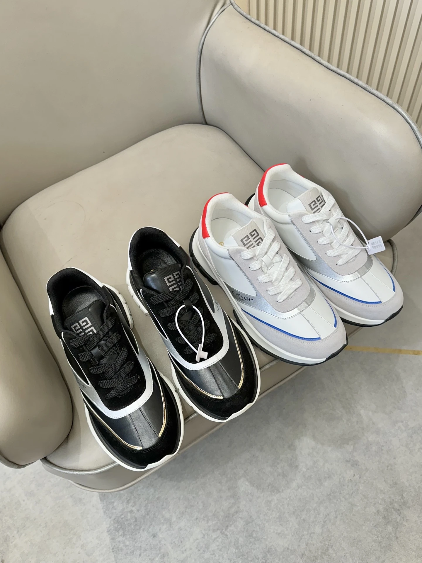 Givenchy Sneakers — f415c308