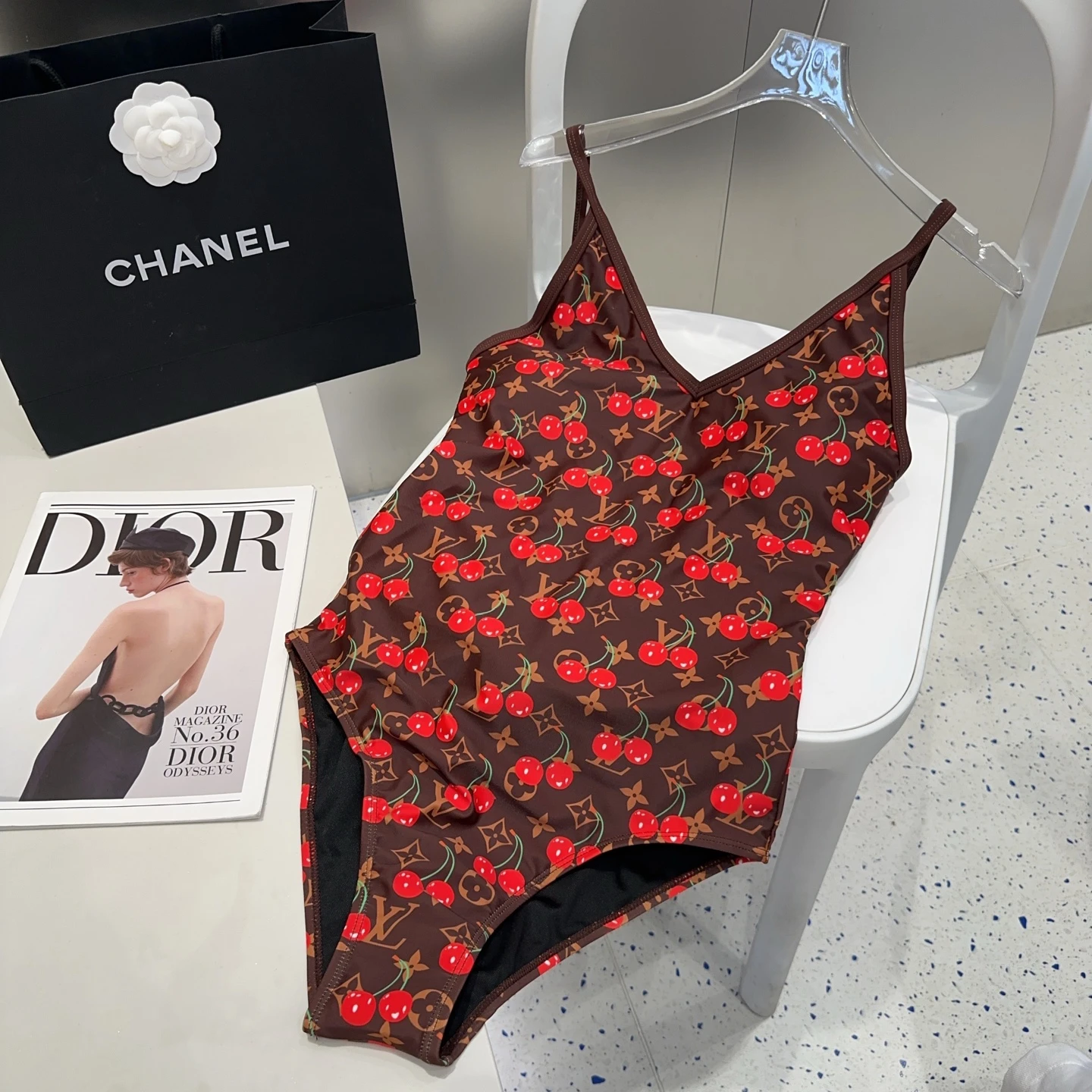 Louis Vuitton Swimwear — 7618ef92