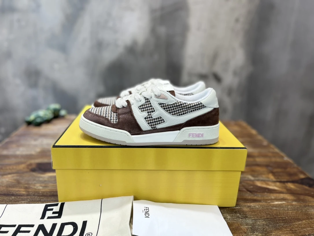 Fendi Sneakers — 8af8bee6