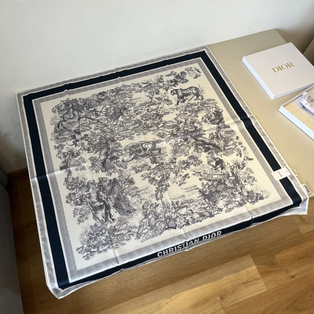 Dior Scarves — 496f8cd5