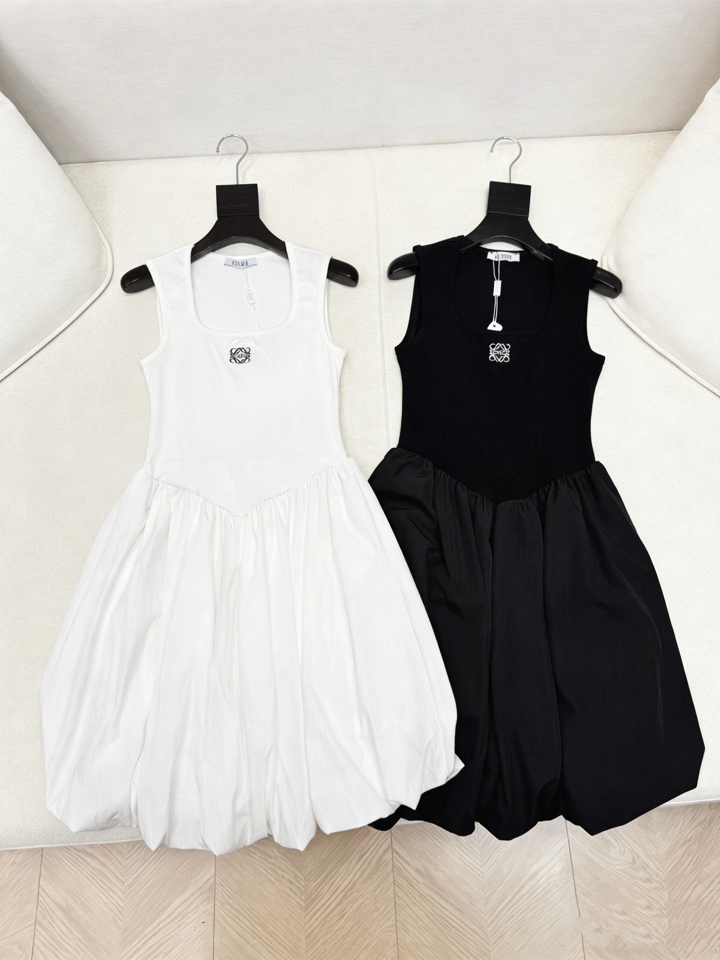Dresses — 7e5a15b9