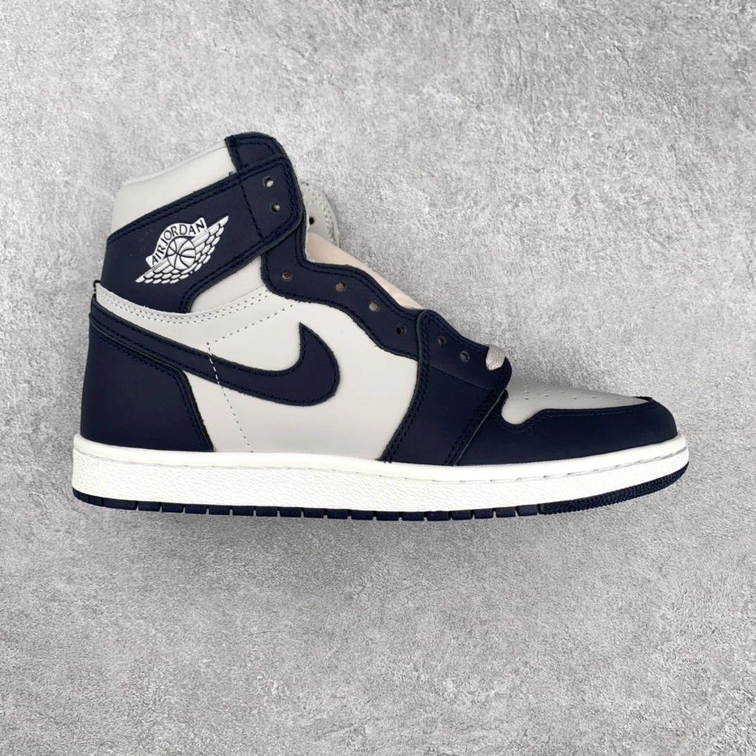 Nike Shoes — 2d6b9aa5