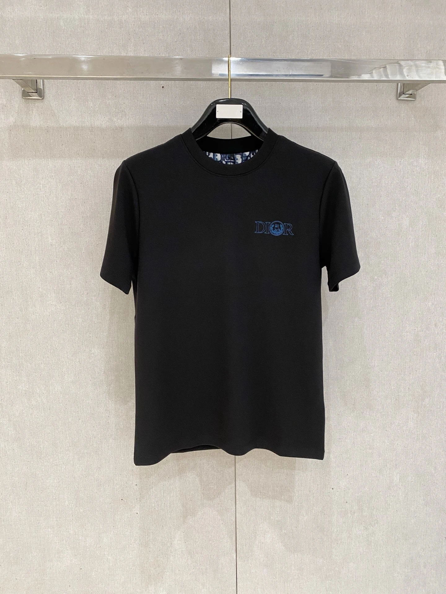 Dior T-Shirt — a46c8e5e