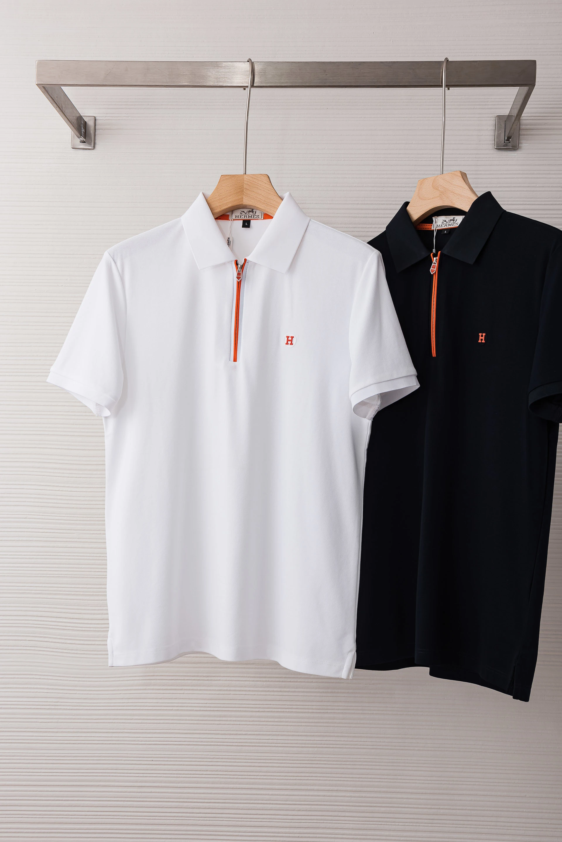 Hermès T-Shirt — 9932a0c6
