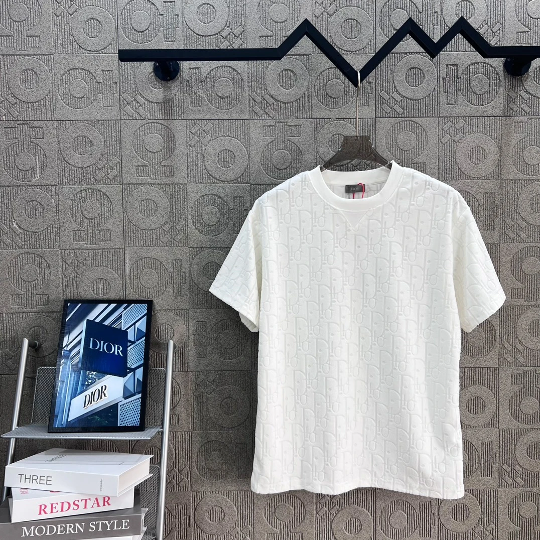 Dior T-Shirt — 78353f51