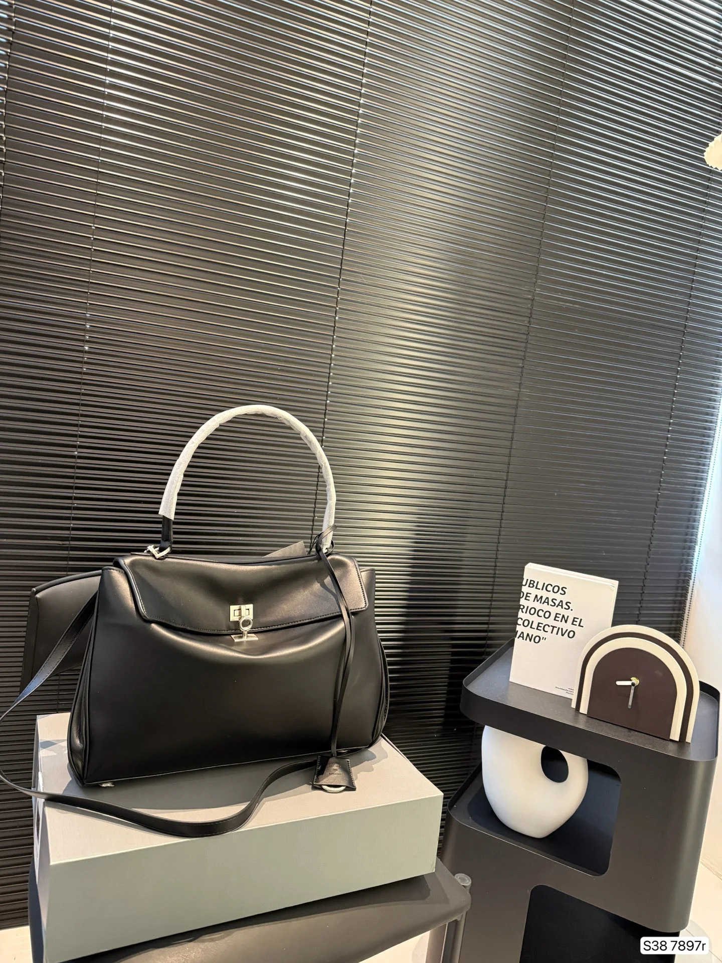 Balenciaga Bag — 68c23ac5