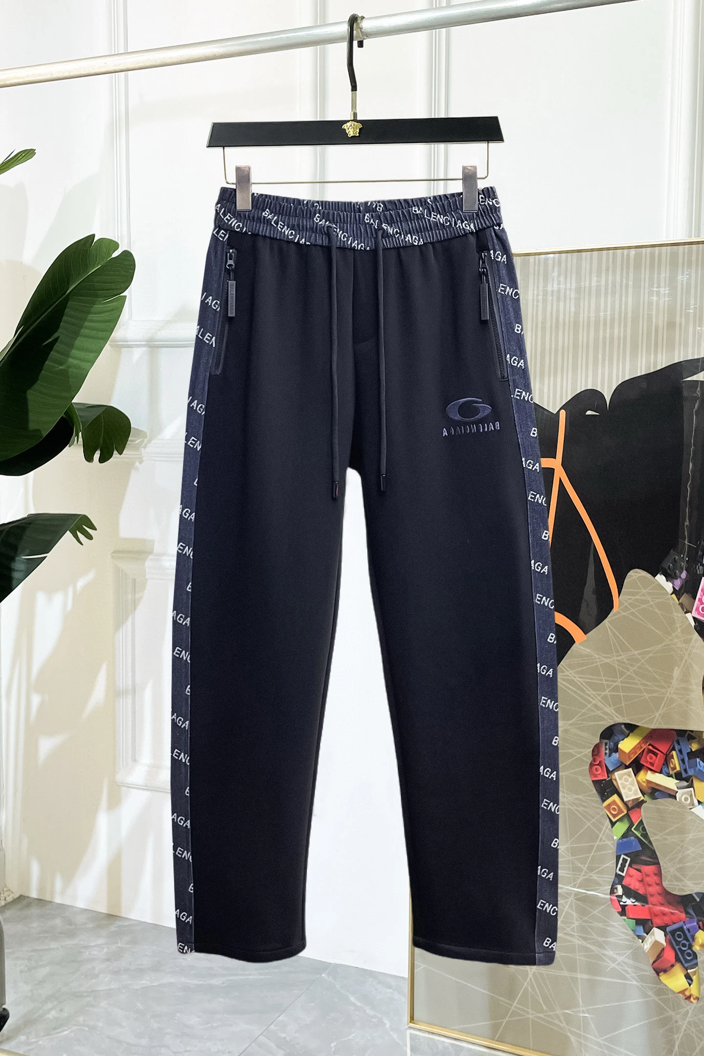 Balenciaga Trousers — 1a1b284c