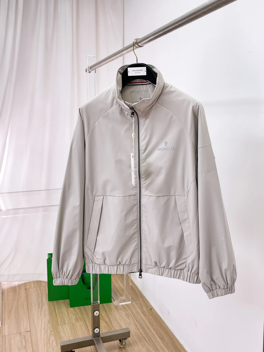 Moncler Jackets — 0e085bd0