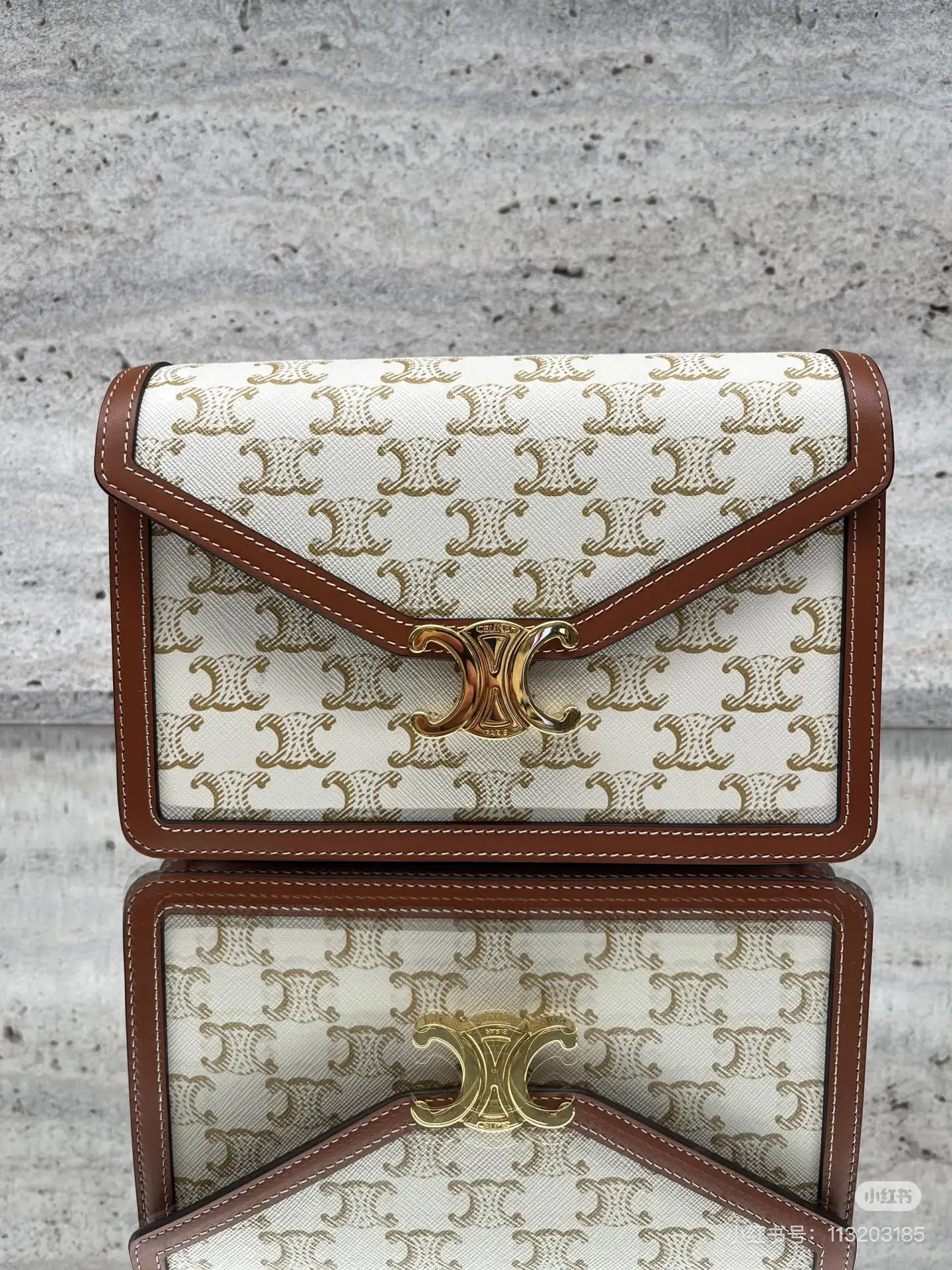 Celine Bag — a4e5a0c4