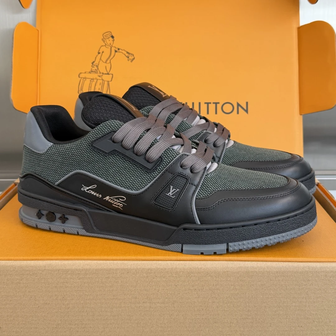 Louis Vuitton Sneakers — 1d3166e4