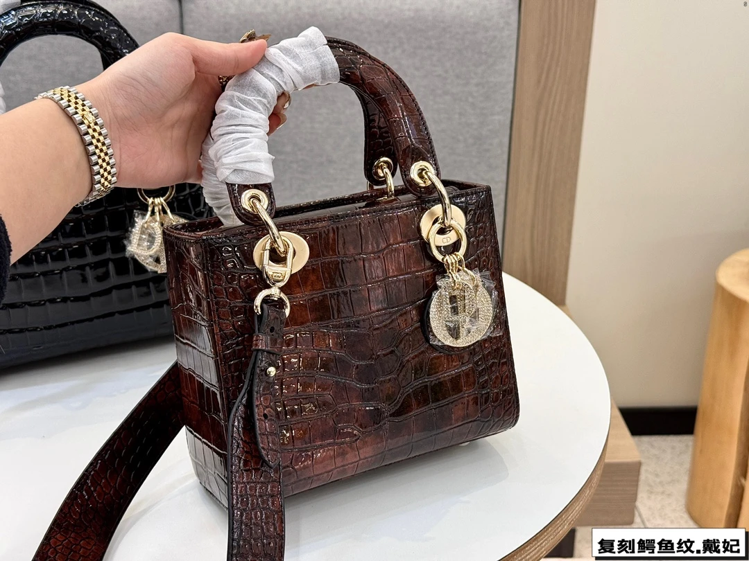 Dior Bag — f64b8379