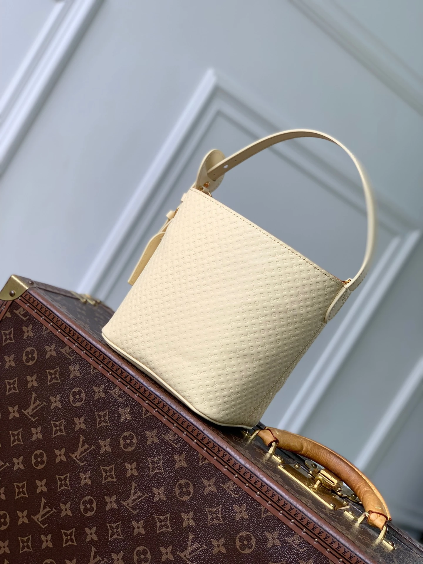 Louis Vuitton Bag — 7bb1319d