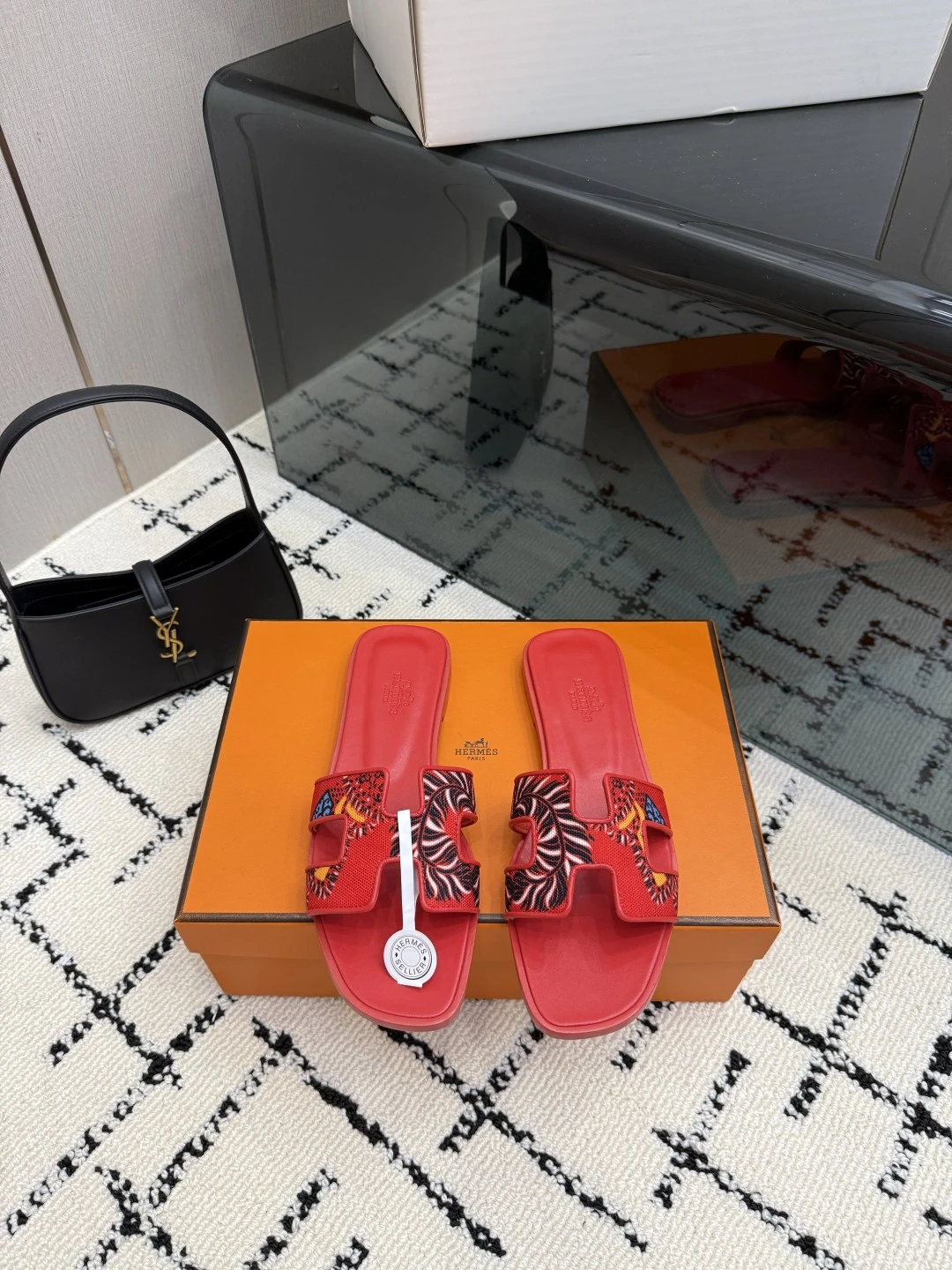 Hermès Slippers — 4fa417b9