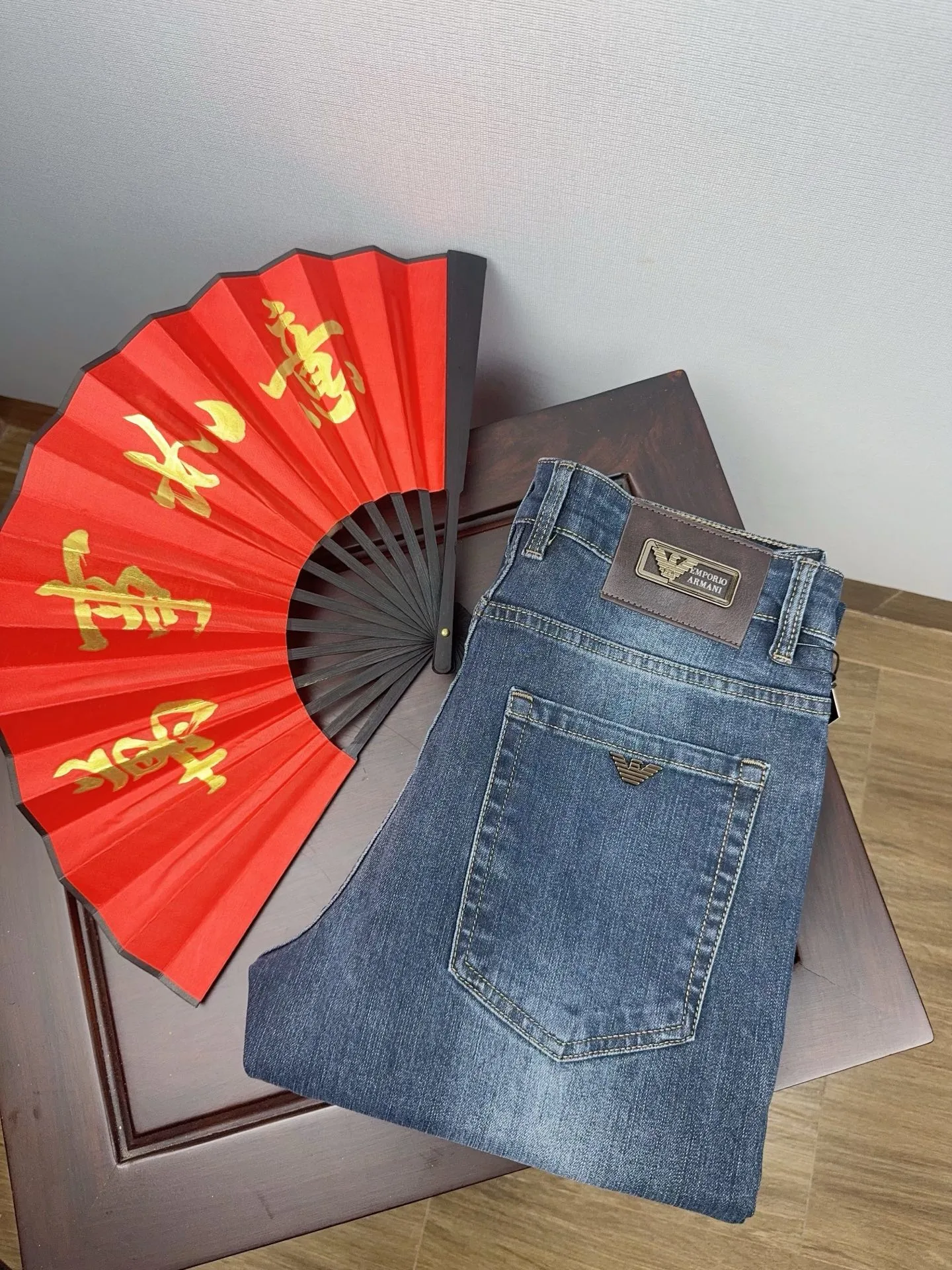 Armani Jeans — 398b80cd