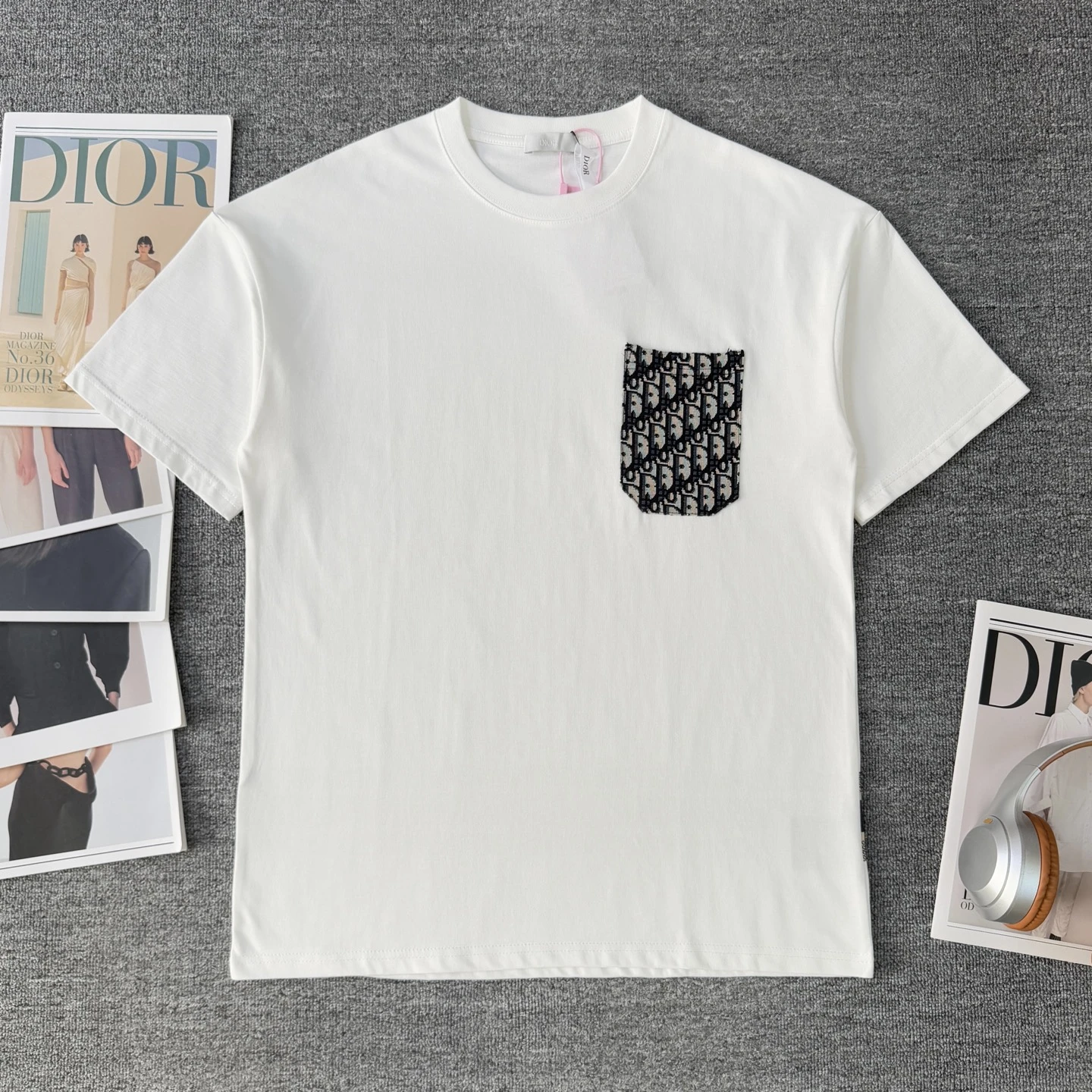 Dior T-Shirt — c54c8d5f