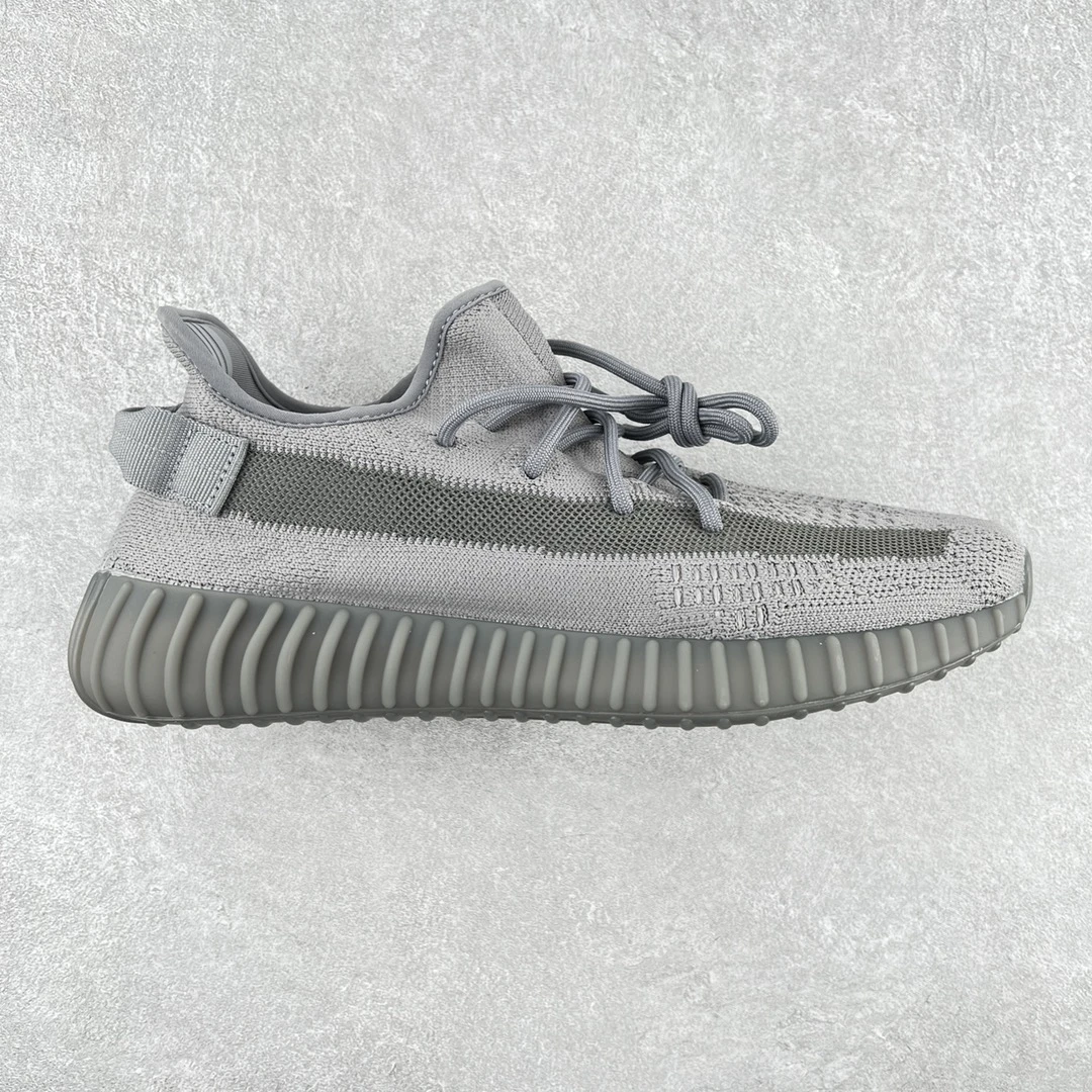 Adidas Shoes — dbfd901b
