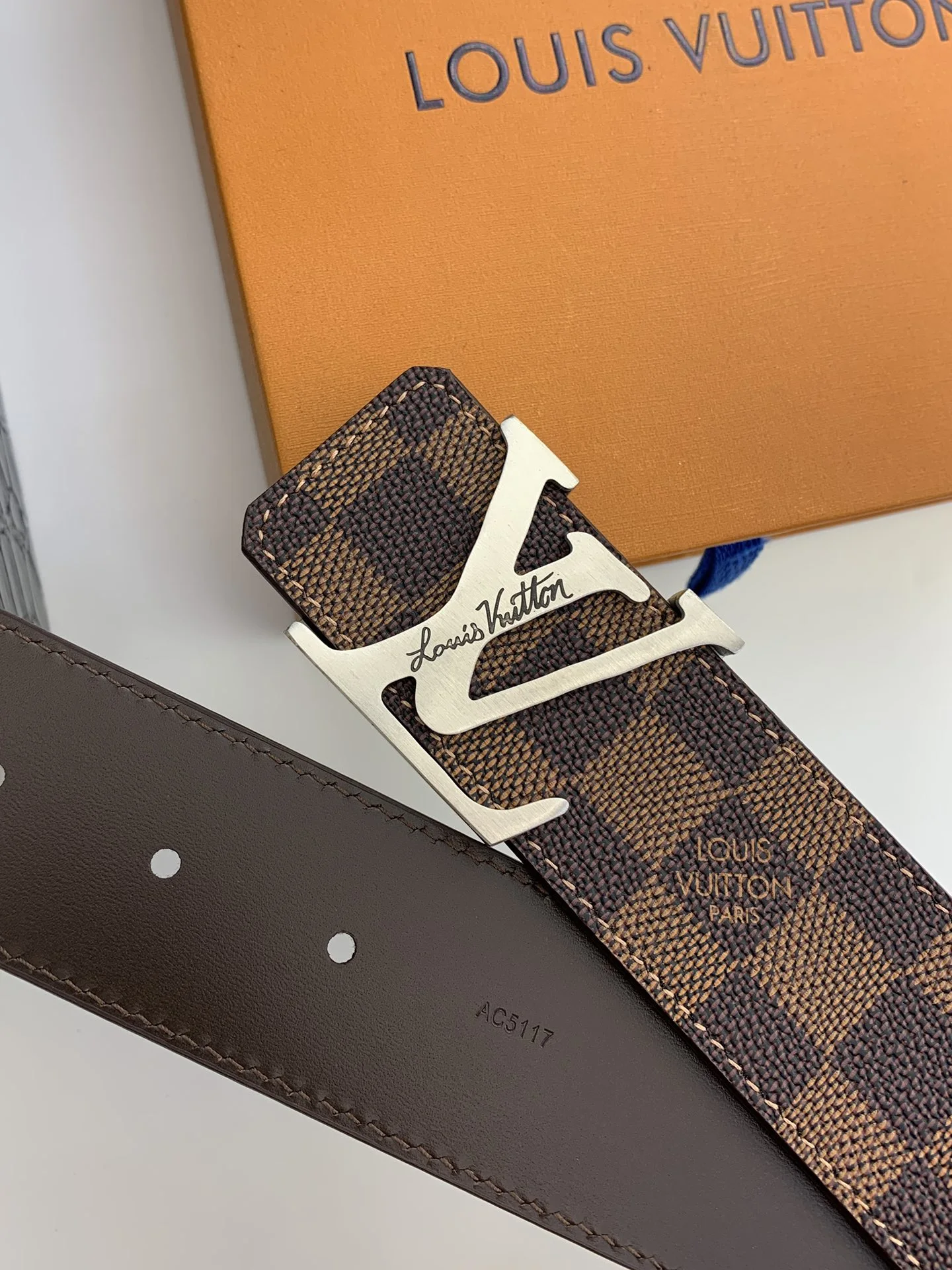 Louis Vuitton Belt — a5b66883