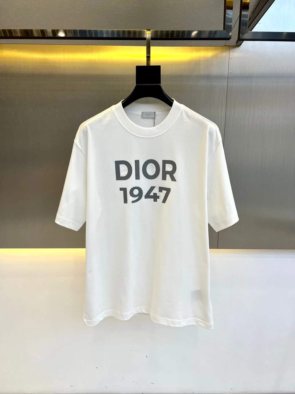 Dior T-Shirt — 53e1b718