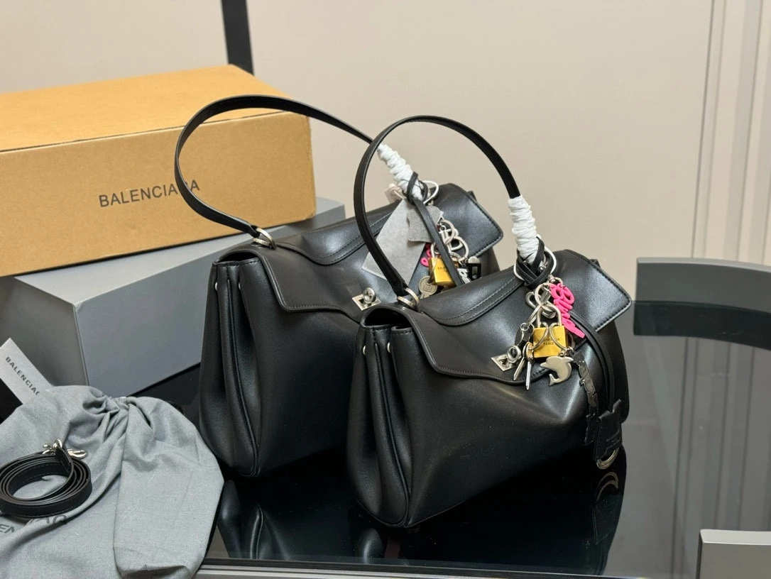 Balenciaga Bag — 3ba78570