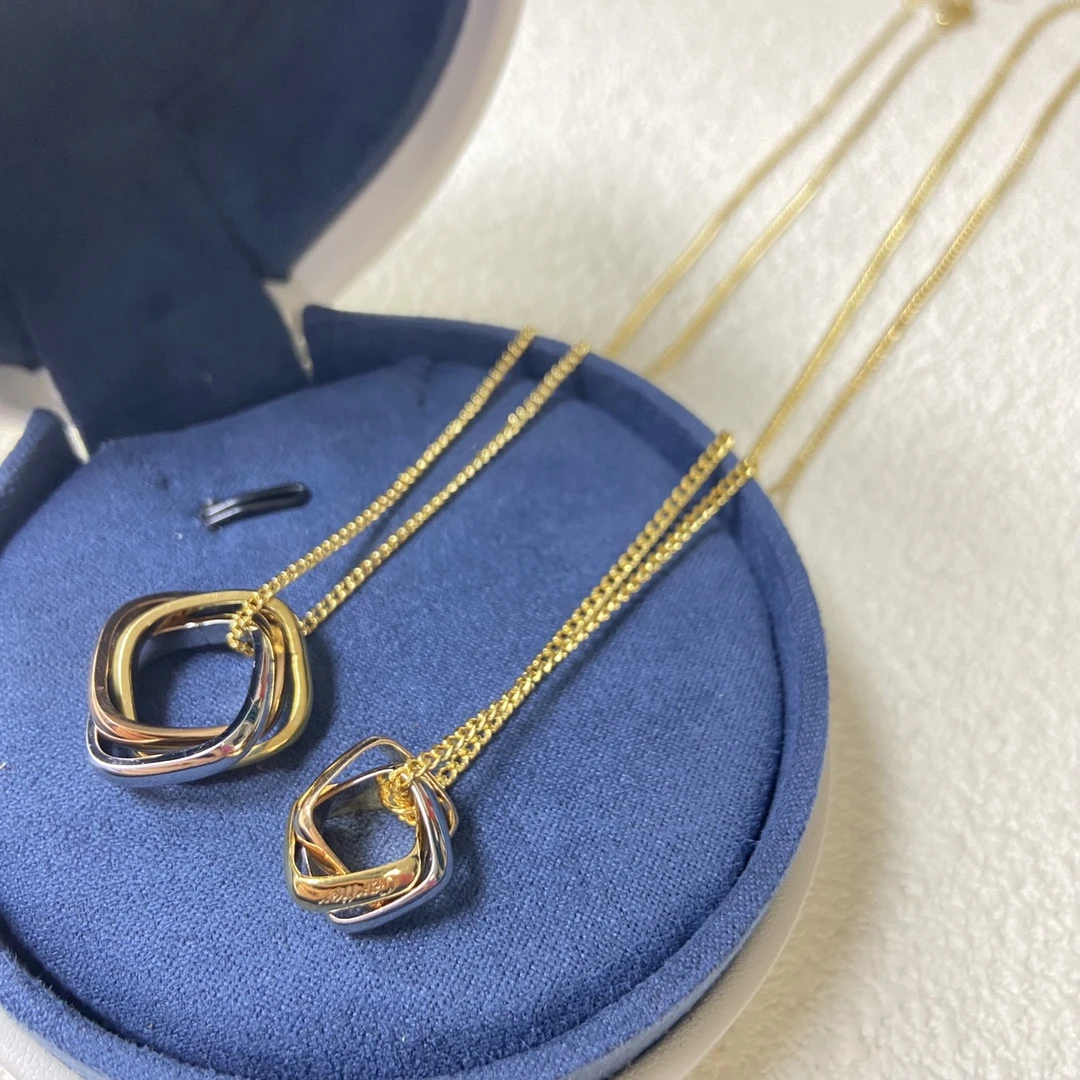 Cartier Jewellery — 2440d604