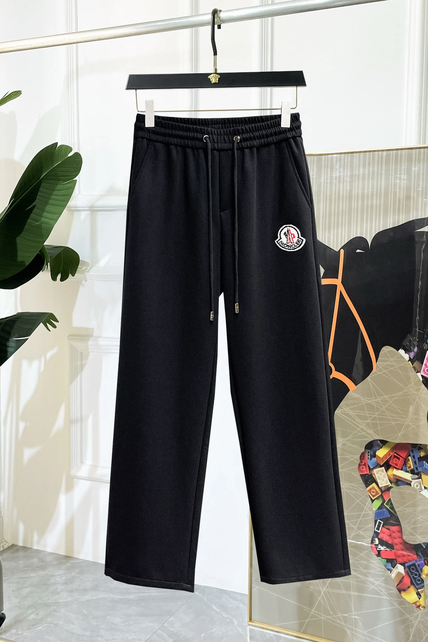 Moncler Trousers — bfe0ae75
