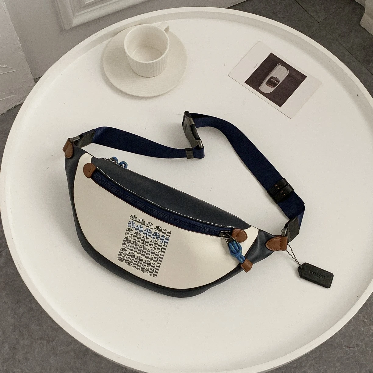 Coach Bag — a830593b