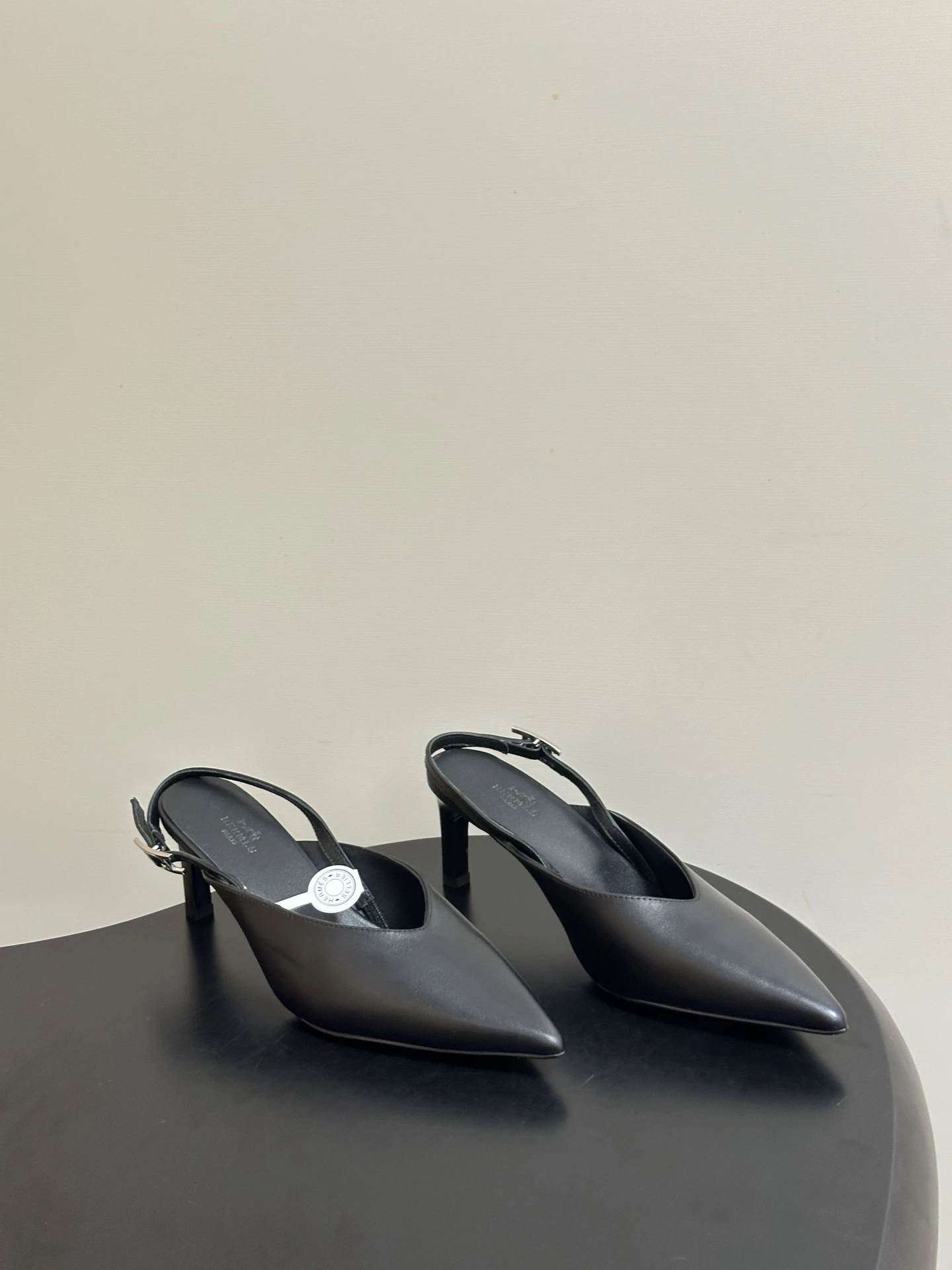 Hermès Sandals — 23100ae0