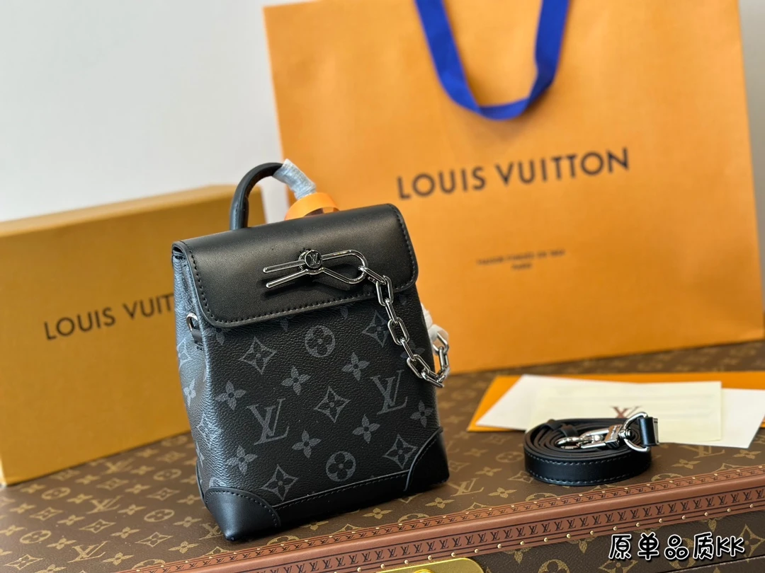 Louis Vuitton Bag — e6fe0345