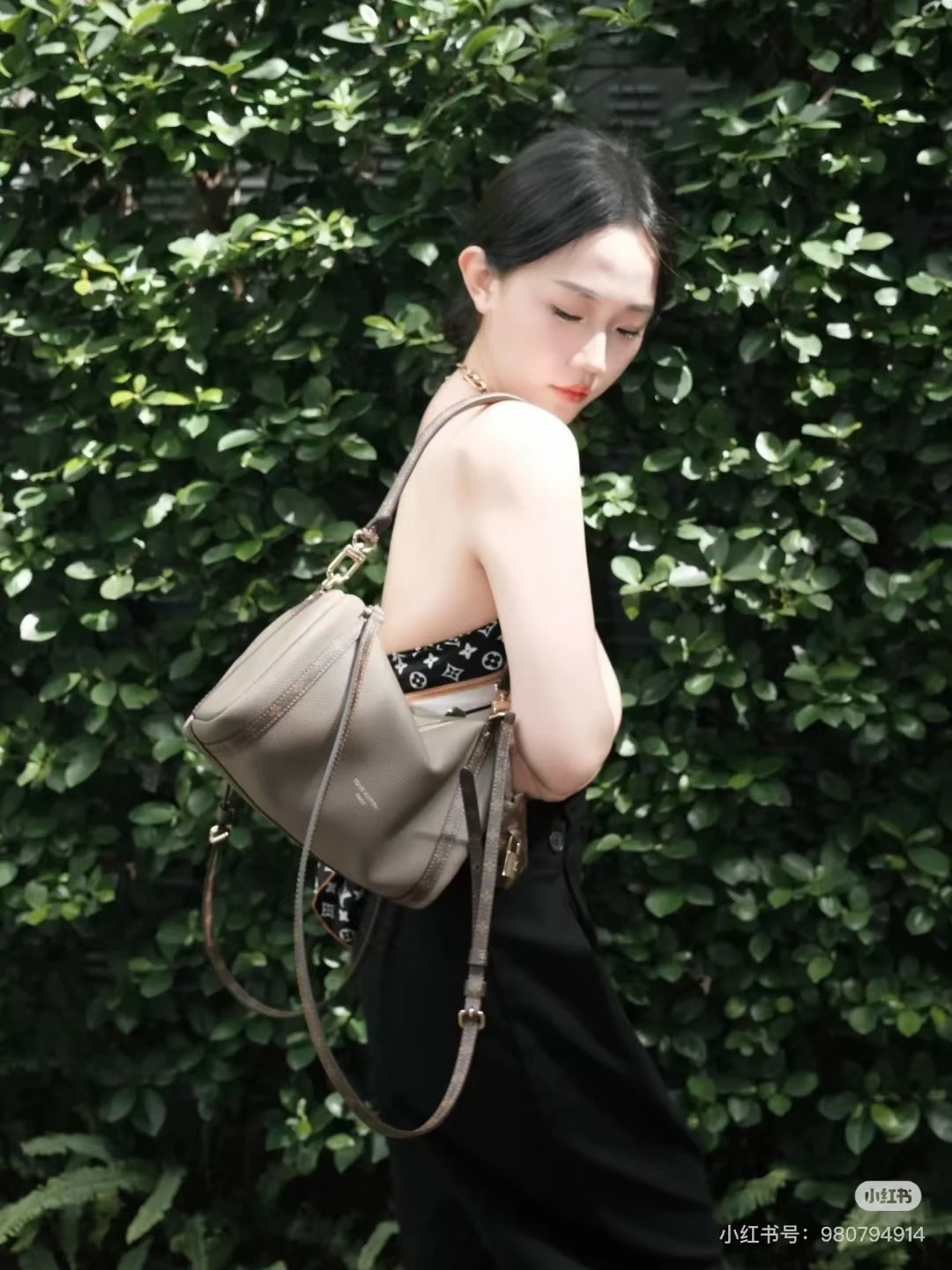 Louis Vuitton Bag — 8ec807ff