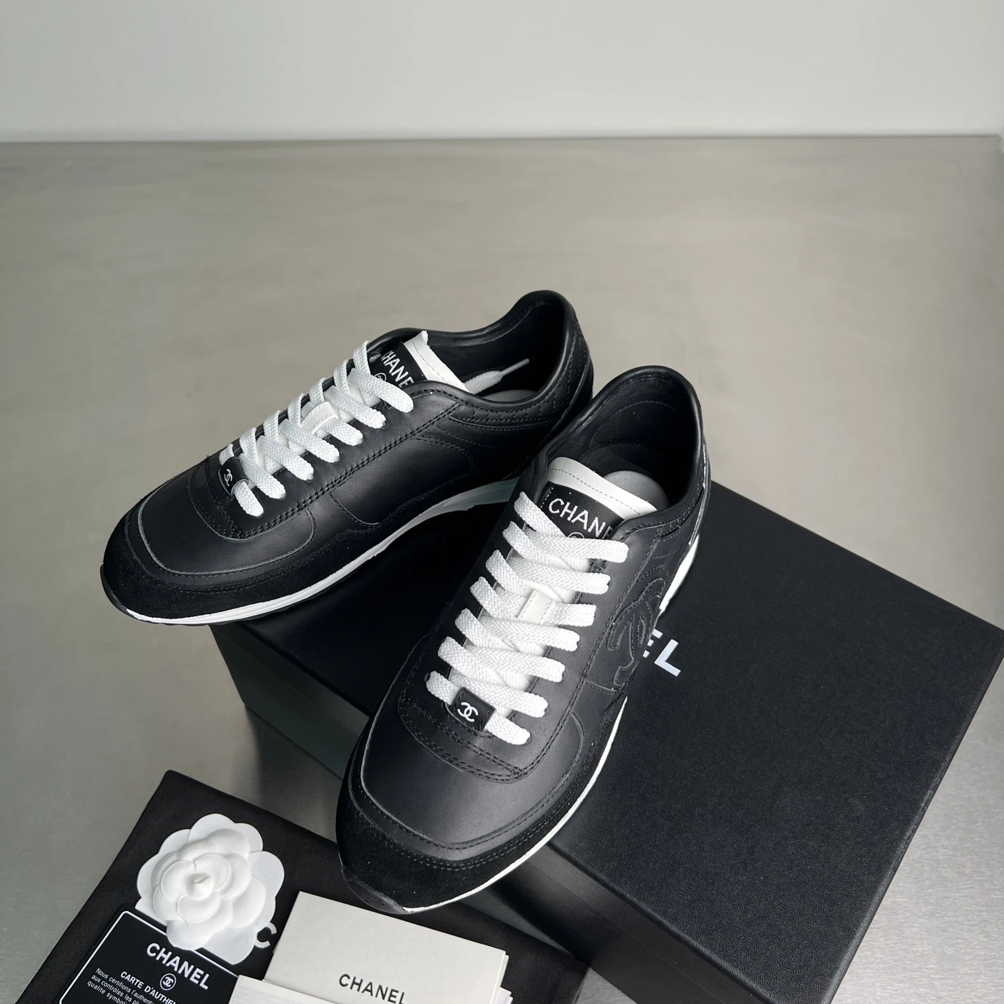 Chanel Sneakers — a3e6cf97