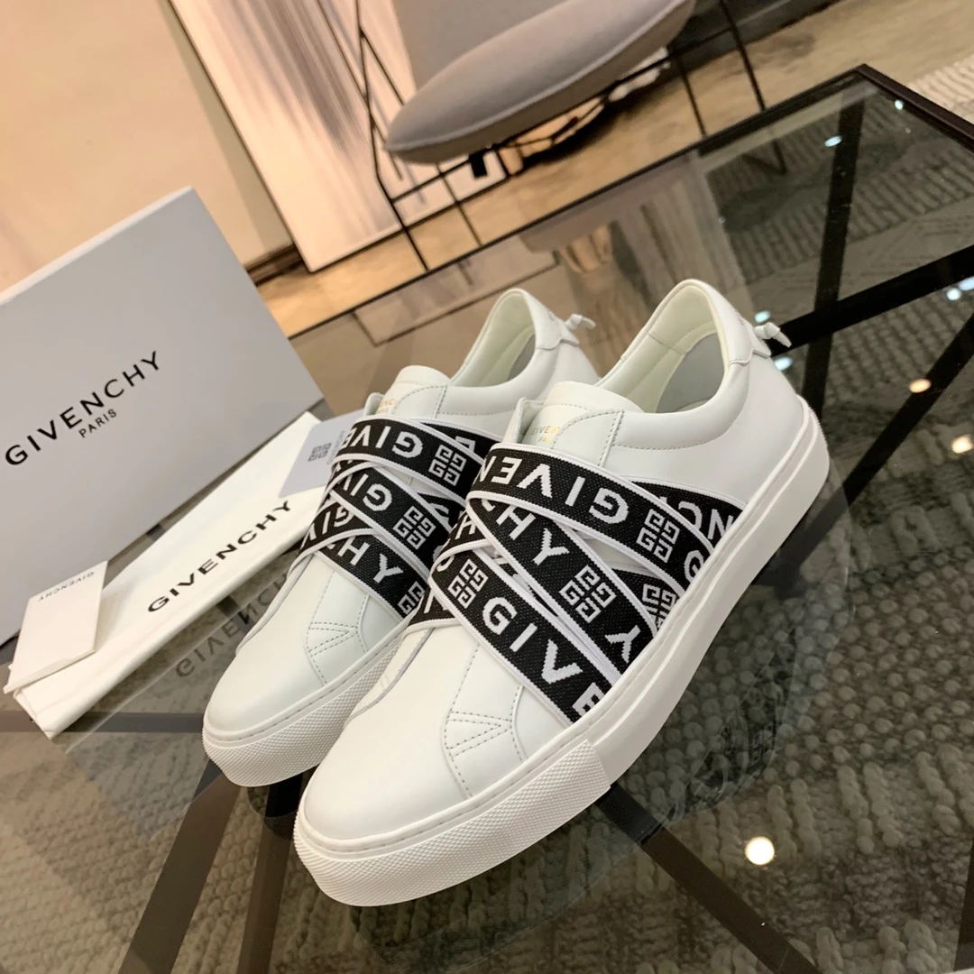 Givenchy Shoes — 7a0996eb