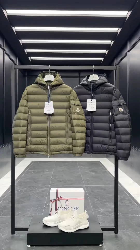 Moncler Down Jacket — 667d2a9b