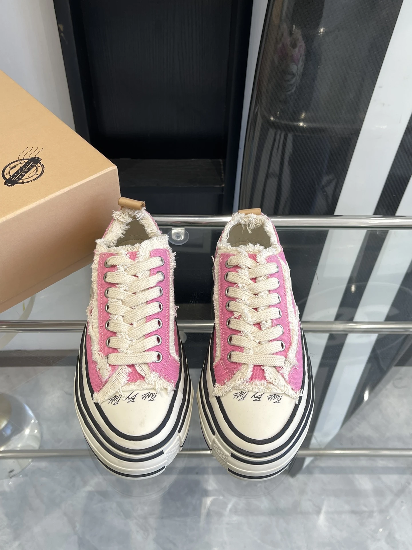 XVESSEL Sneakers — c4211101
