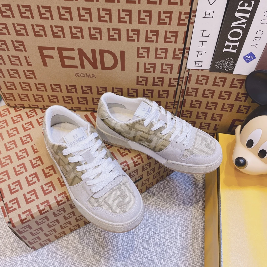 Fendi Sneakers — 939c3be5