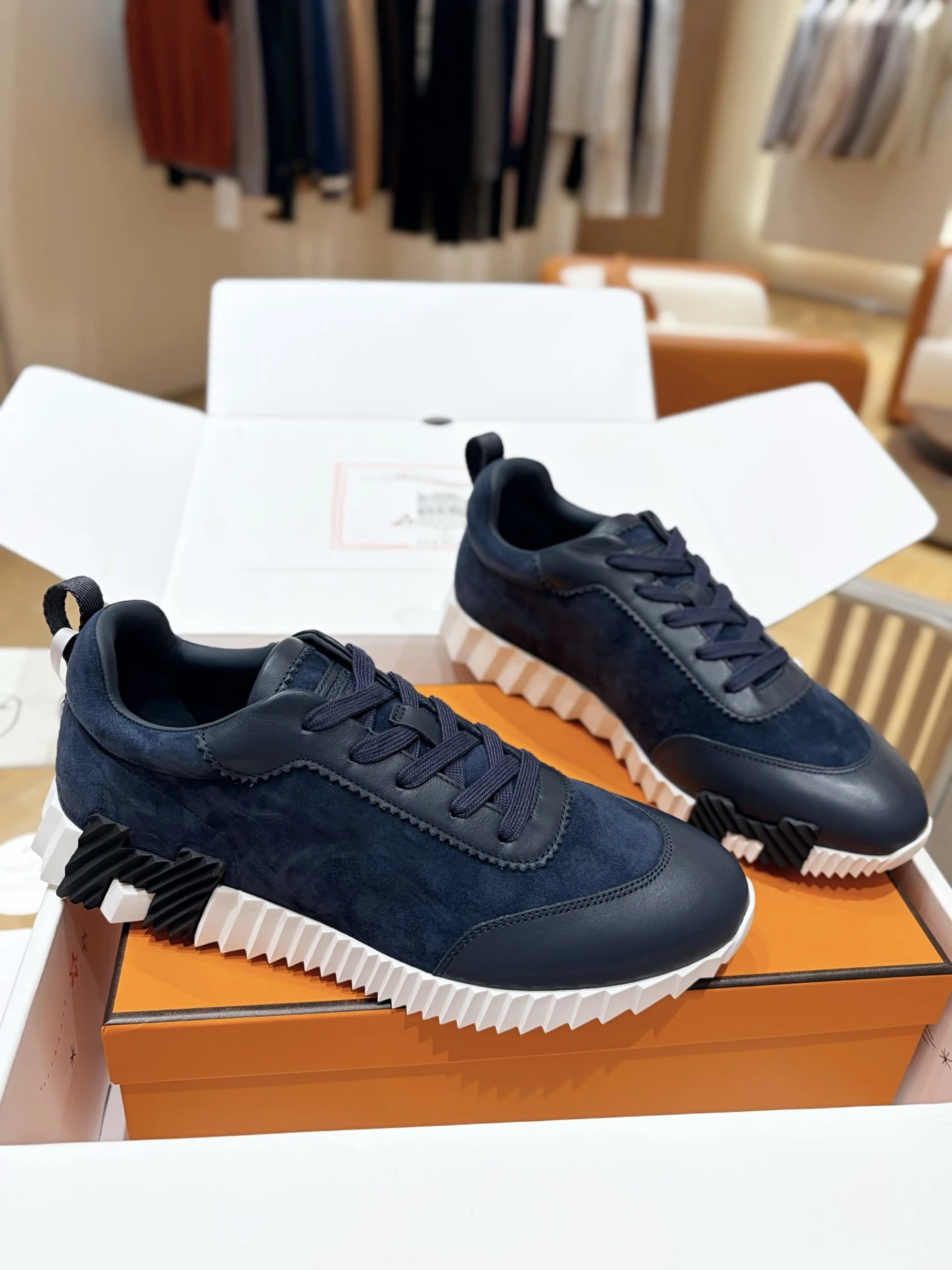 Hermès Sneakers — e29ade6e