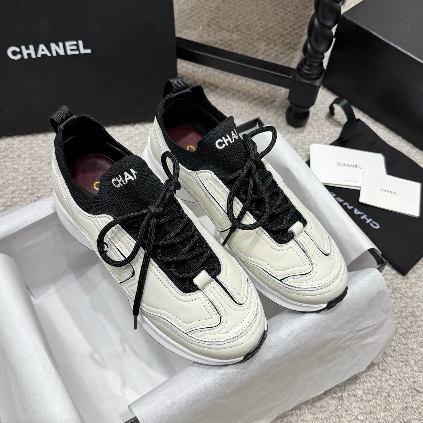 Chanel Sneakers — b0cc799a