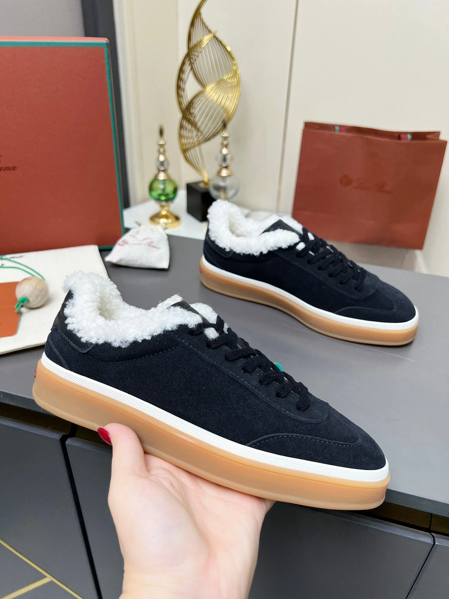 Loro Piana Sneakers — cf8471b4
