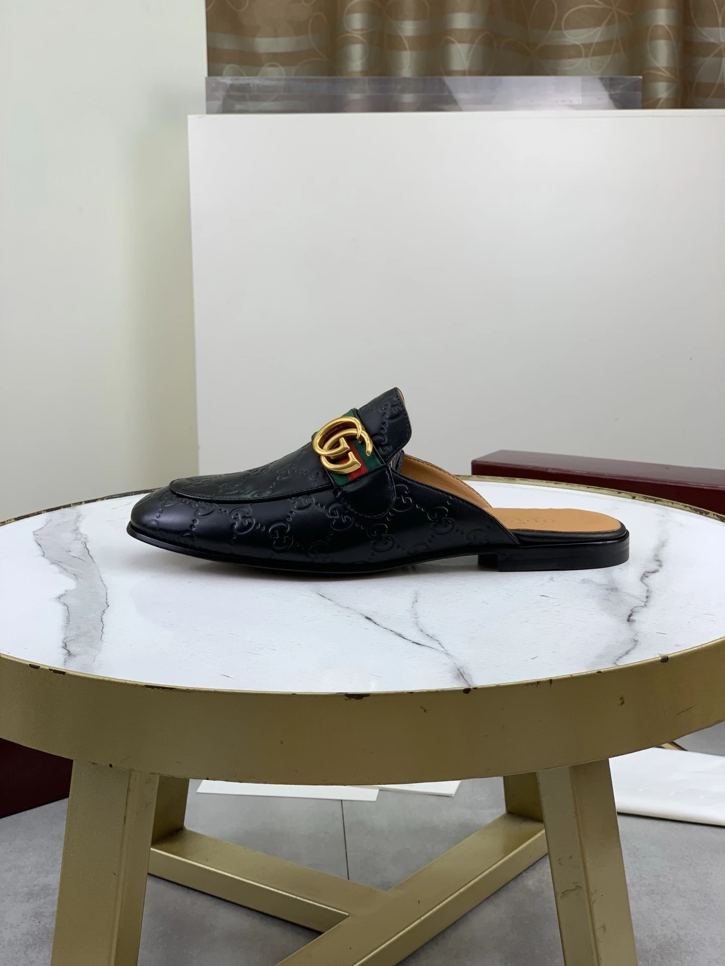 Gucci Mules — 44cac734