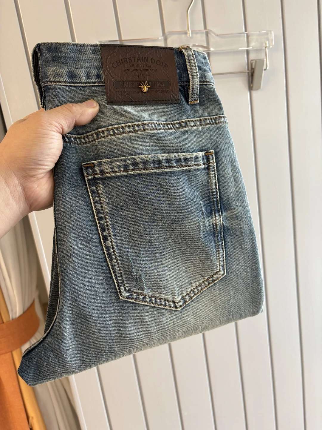 Jeans — 5e9f534d