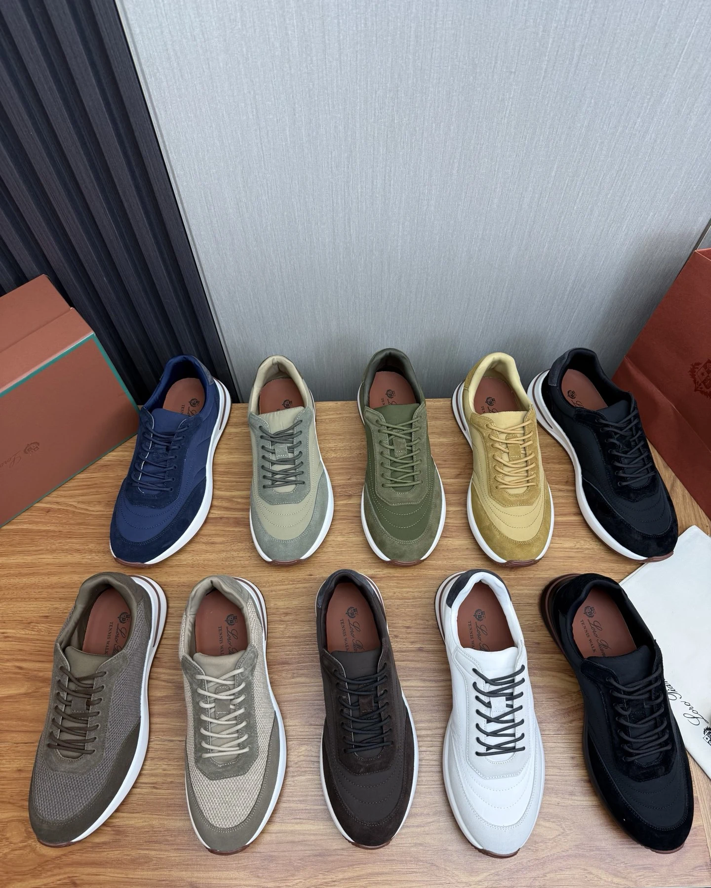 Loro Piana Sneakers — f84727ac