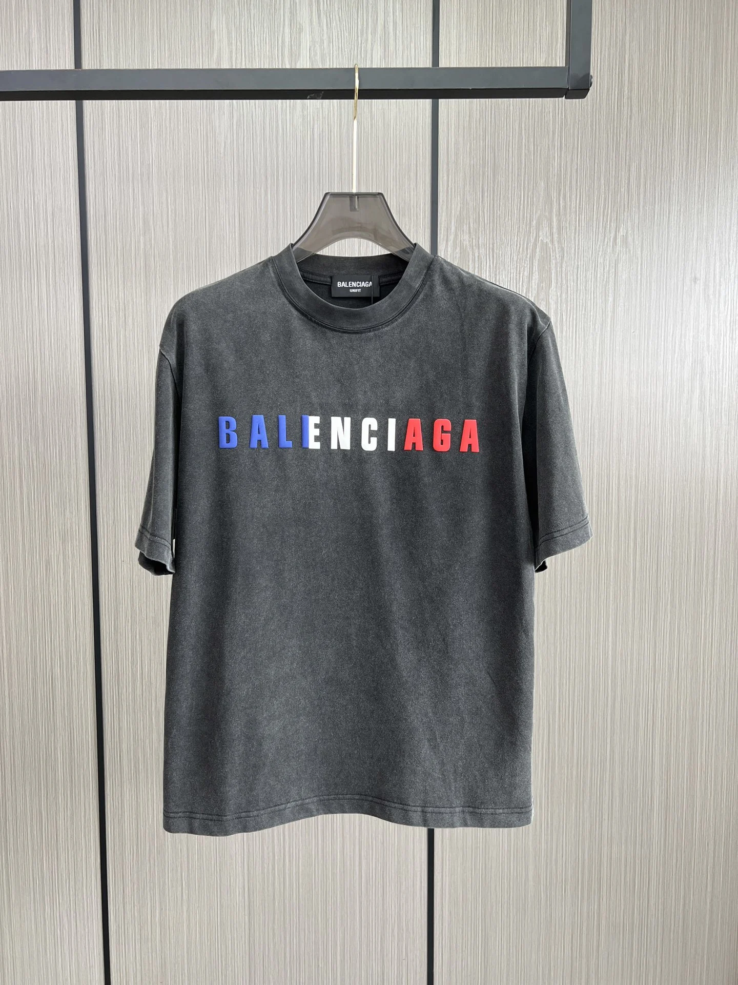 Balenciaga T-Shirt — 15481a87