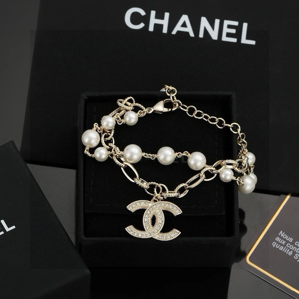 Chanel Jewellery — bc51fead