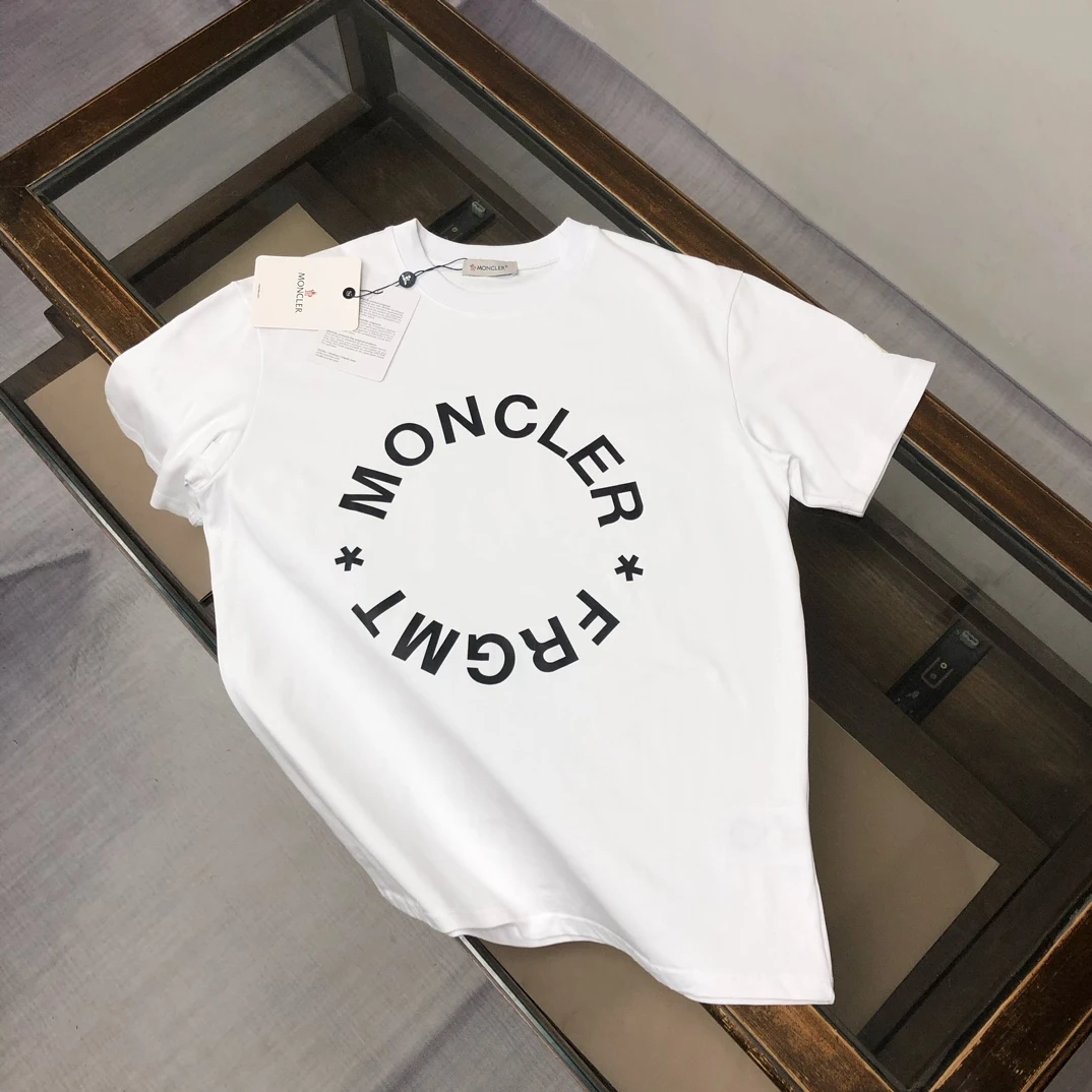 Moncler T-Shirt — 9e5bc4be