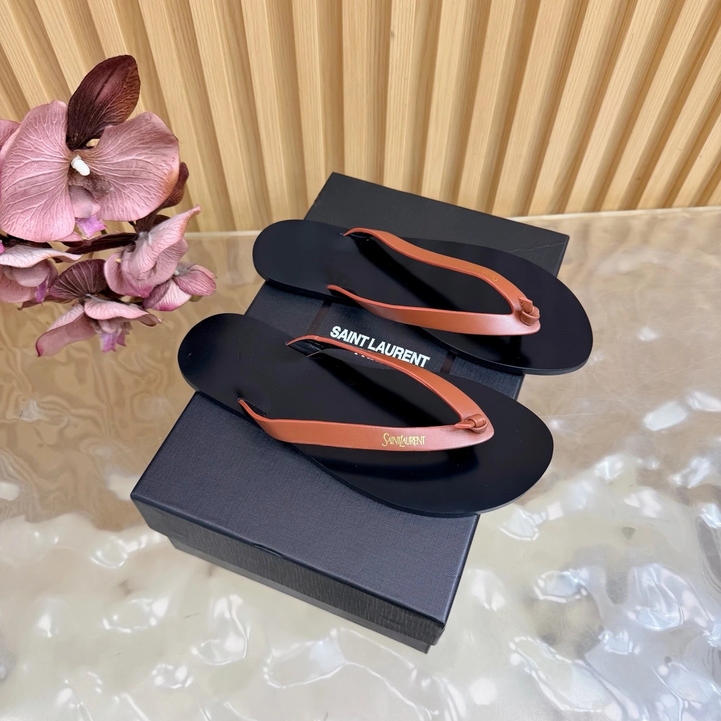 Saint Laurent Slippers — d969aee4